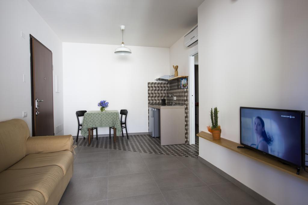 Quinto Tronco Hotell Elini Exteriör bild