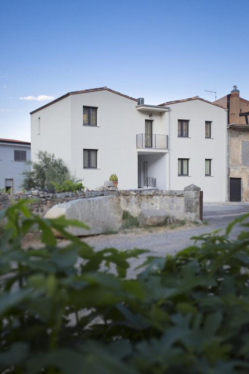 Quinto Tronco Hotell Elini Exteriör bild